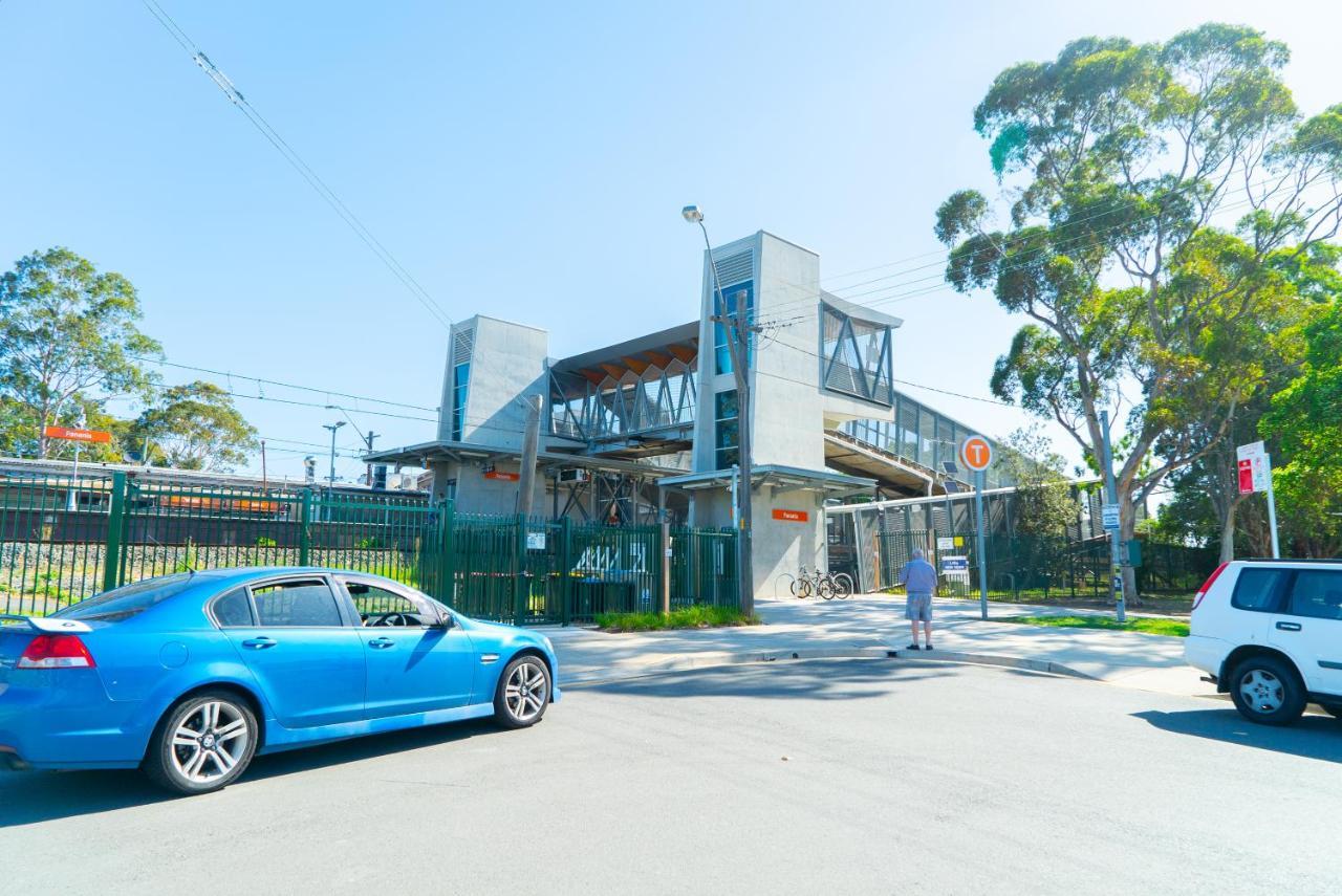 Panania Hotel Sydney Екстериор снимка